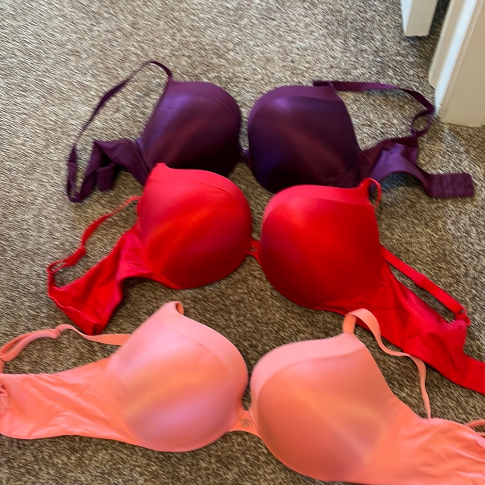 Victoria’s Secret bra bundle